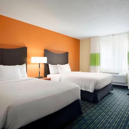Fairfield Inn & Suites By Marriott Champaign Kültér fotó